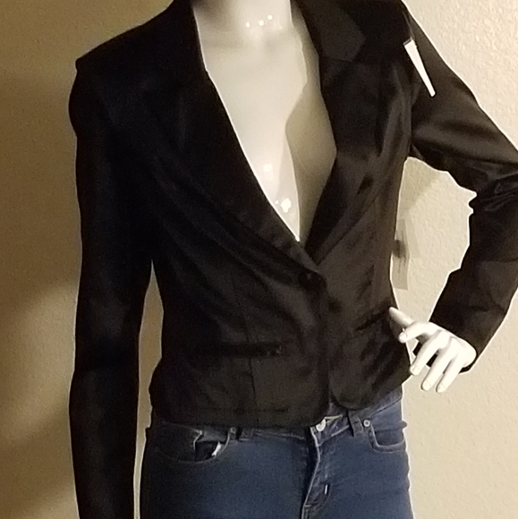 Everything - Picture 5 of 16